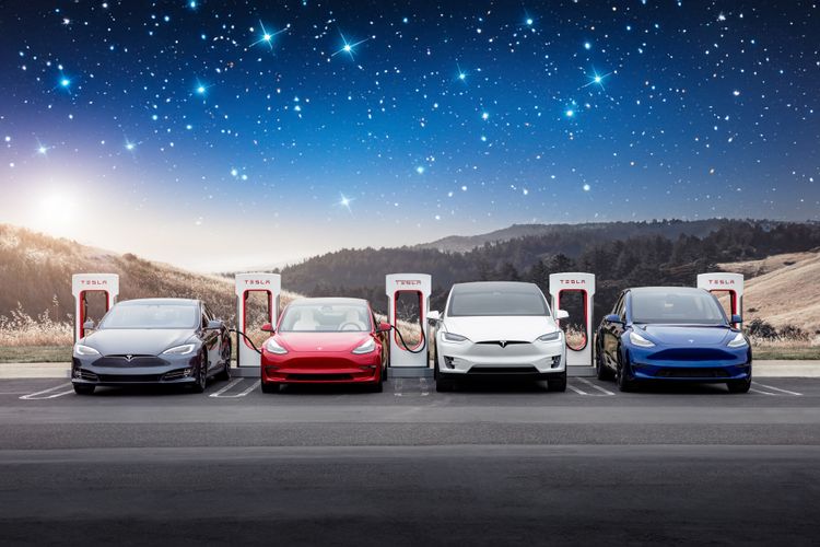 Tesla Opens Up Superchargers to Competitors: Bad Move?